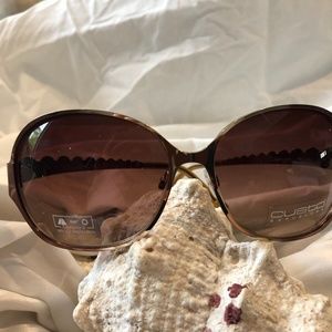 14 Pairs of NEW Sunglasses